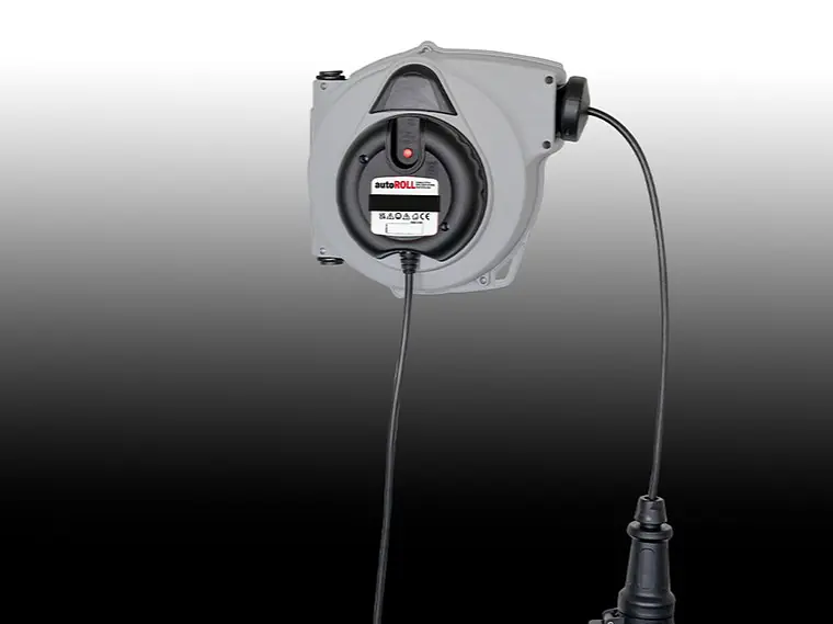 Kabelsalat adé: Automatik-Kabelaufroller für eine aufgeräumte Umgebung