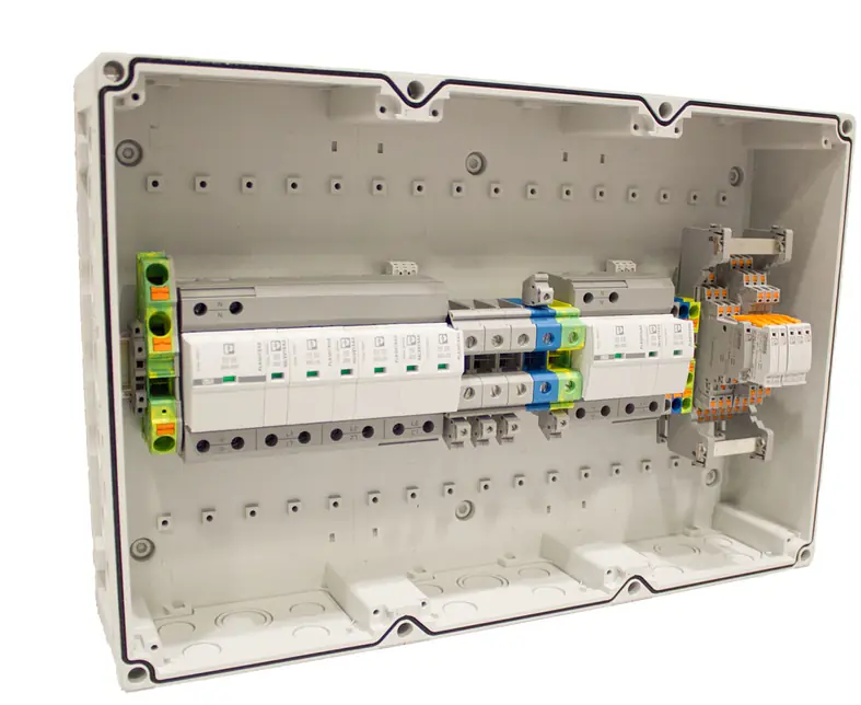 Elektriker Box 4er_offen_klein.jpg