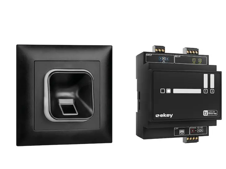 ekey xLine Schweiz UP Schwarz EDIZIOdue