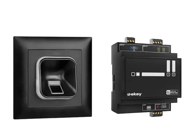 ekey xLine Schweiz UP Schwarz EDIZIOdue