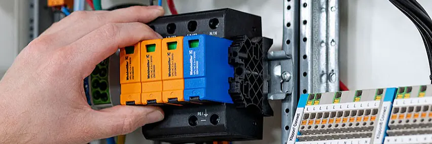Elektro-Material AG: Gebäudeschutz bei erneuerbaren Energien: Anerkannte Weiterbildung gemäss NIN